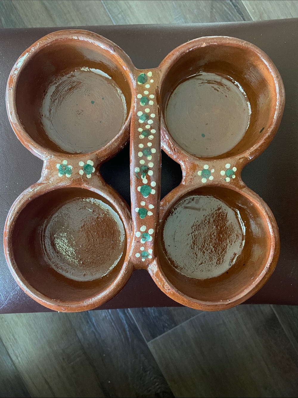 Mexican 4-Section Clay Bowls Salsa Chips Guacamole Condiment Server